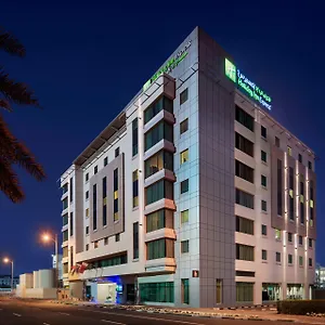holiday-inn-express-dubai-jumeirah.sharjah-hotels.com/